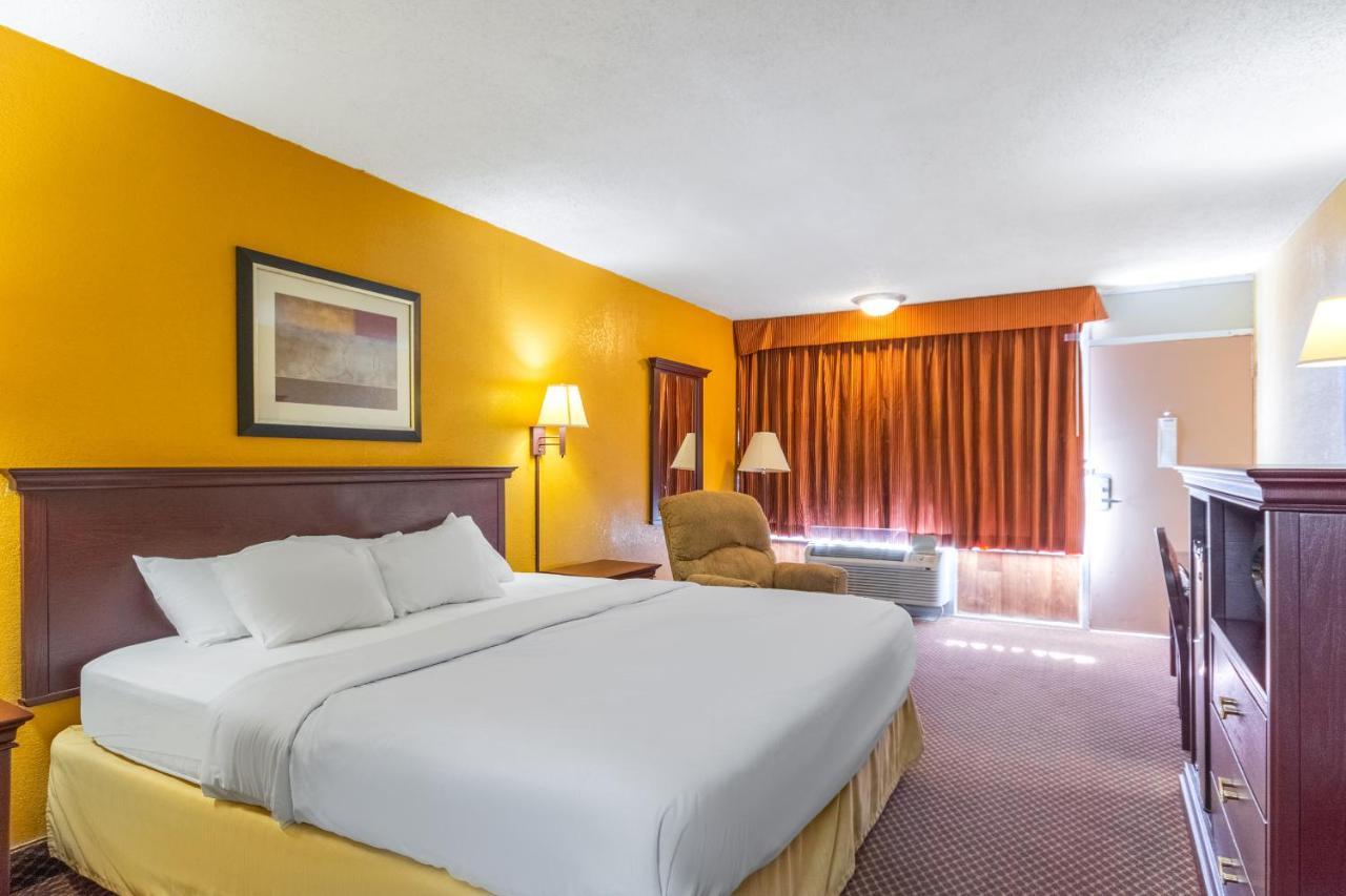Americas Best Value Inn Of Элк-Сити Экстерьер фото