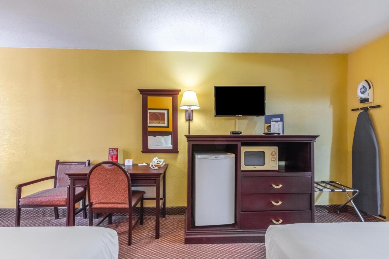 Americas Best Value Inn Of Элк-Сити Экстерьер фото